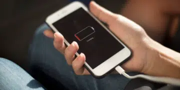 Грижите ли се правилно за батерията на смартфона си? Ето защо не държи 1