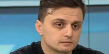 За спешен ДНК тест настоява екс депутатът Велико Минков, категоричен е, че е баща на малкото дете на Габриела Славова 7