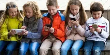 Флорида взе решение – непълнолетните с ограничен достъп до социалните мрежи! 15