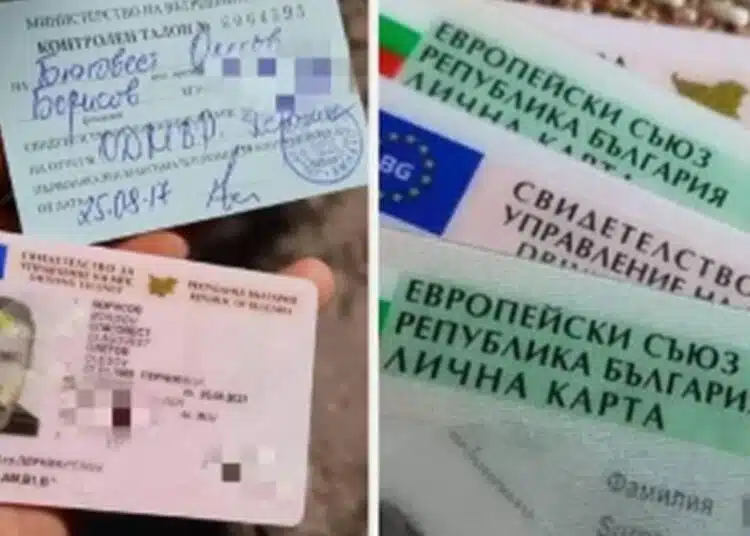 Не се спират: Използват открадната книжка на наш певец, за да рекламират издаването на фалшиви документи! 1 Не се спират: Използват открадната книжка на наш певец, за да рекламират издаването на фалшиви документи! 1