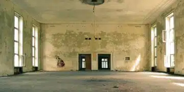 мръсен таван