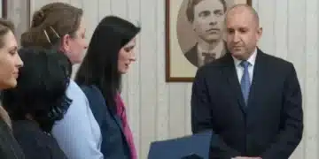 Мария Габриел върна попълнен мандат! Ето кои са имената на министрите! Има рокади 2