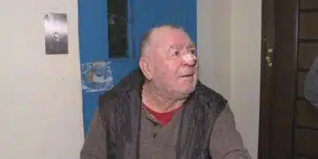Споделена история: Мъж в инвалидна количка 4 години не излиза от своя дом заради съседите – приобщили коридора 2