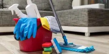 Защо не можете да миете пода с гореща вода: само неопитни домакини правят тази грешка 3
