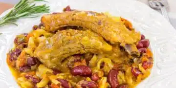 Ароматни задушени ребра със зеле и боб (Рецепта) 1