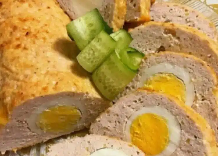 Забъркавам няколко съставки и мятам във фурната: вкусно руло „Стефани“ (Рецепта) 1