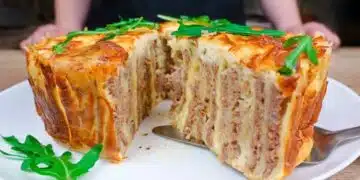 Очаровайте семейството с този лесен и бърз пай с кайма - ще се влюбят в него 1