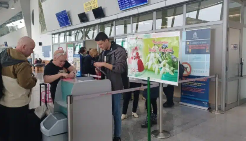 Нашенка от летище „Пловдив“: Не съм очаквала такова посрещане, връщам се завинаги в България 1