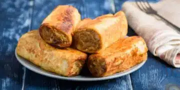 Идеални за всеки ден: вкусни рулца от кайма и още нещо (Рецепта) 5