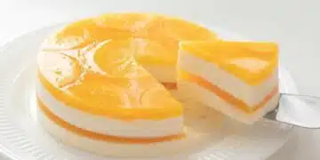 По-вкусен от най-добрата сладкарница: нежен сладкиш под портокалово желе 4