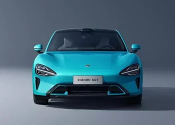 Xiaomi пусна на пазара за продажба две версии на електрическа кола 5