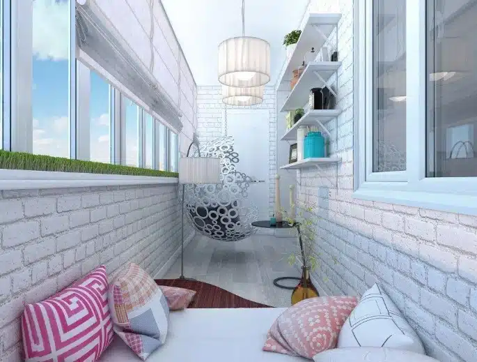 Малък балкон, големи възможности: уютни и функционални идеи за аранжиране 12