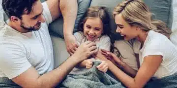 Защо родителите не трябва да налагат забрана върху емоциите и чувствата на децата: 14