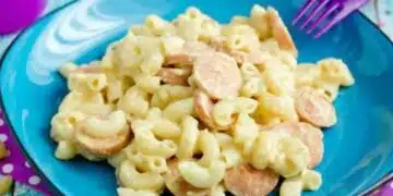 Меки и нежни макарони с колбас и сос от сметана (Рецепта) 11