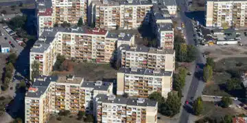 Масово изтича срокът на амортизация на панелките! Ето какво трябва да направят собствениците им 1