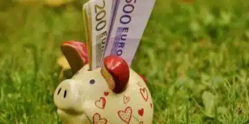 Финансов хороскоп за всички зодии за май: Ето кой ще направи пачките 11