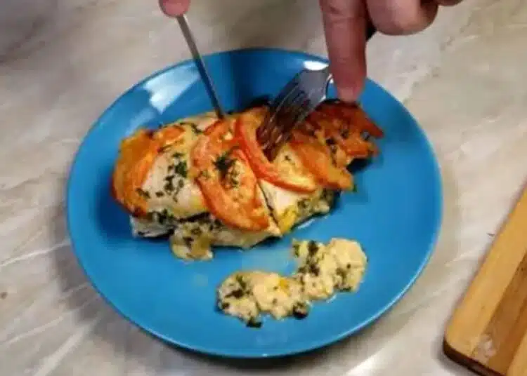 Очаровайте гостите с тези вкусни лодки от пилешко филе със сочен пълнеж 1