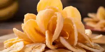 Бананов чипс, който всеки ще заобича от първата хапка (Рецепта) 8