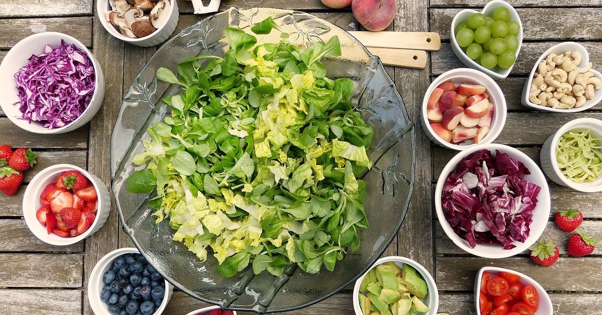 Какво е обратна диета и за кого е подходяща: съвети за отслабване salad