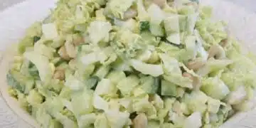 Салата със зеле и яйца, която ще искате да ядете пак и пак 4