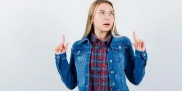Изберете си една абстракция и вижте както Ви очаква до края на месец май 1