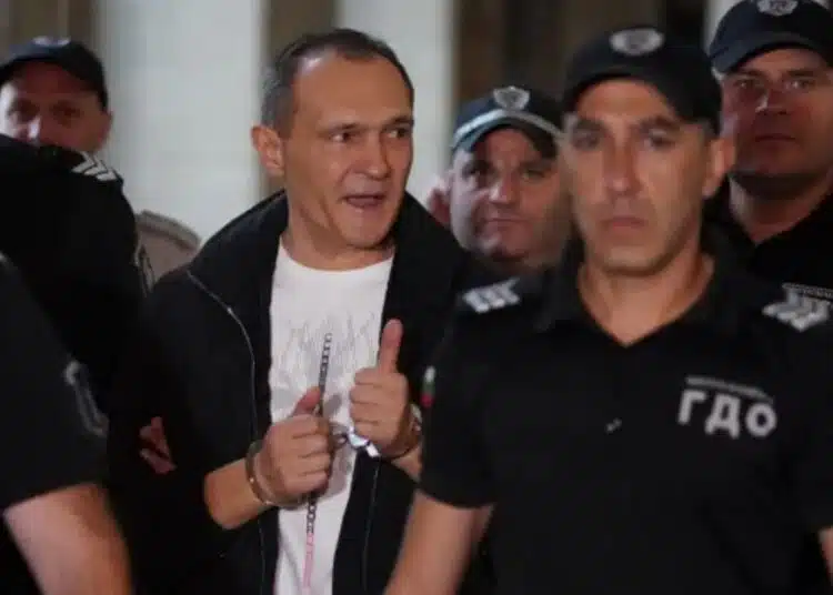 Васил Божков вече може да пътува в чужбина – дойде решение от съда 1 Васил Божков вече може да пътува в чужбина – дойде решение от съда 1