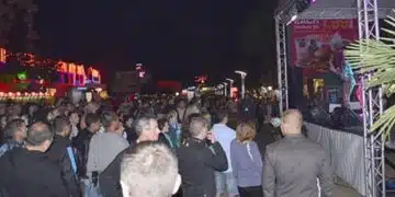 Балонеса да си в днешно време! С по-малко труд от други правят по 300 лева на вечер с бакшиши! 14