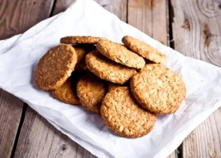 Ще забравите за купешките: вкусни бисквитки със стафиди и овесени ядки (Рецепта) 1