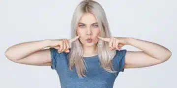 Езикът на тялото: психолог каза как да разберете, че човек не ви харесва 1