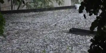 НИМХ с предупреждения за цяла България! Ето къде ще ударят градушки и къде ще има интензивни дъждове! 12