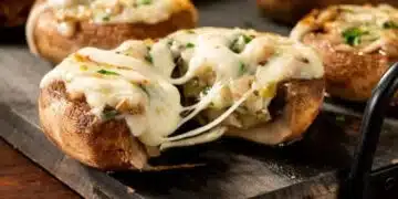 Стават много вкусни: пълнени гъби от градината на баба (Рецепта) 9