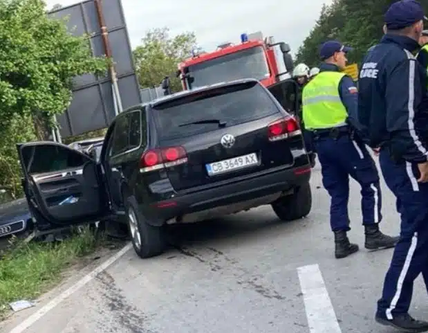 Кирил Петков катастрофира с автомобил на НСО, има жертва! СНИМКИ 3