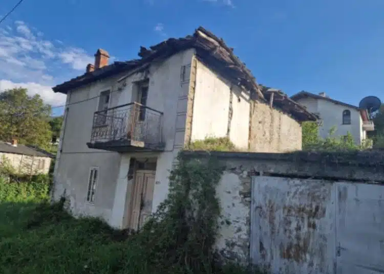 Обявата за продажба на къща за 100 бона възмути сериозно мрежата, последва вълна от негодувание 1