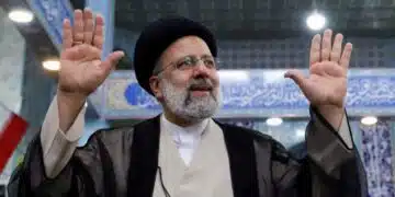 След катастрофата с хеликоптера иранският президент Раиси е загинал, има и други жертви! 6