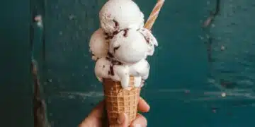 Ето моята хубава и вкусна рецепта за домашен сладолед, става един път 3