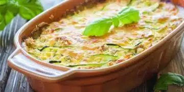 Кулинарен шедьовар: вкусна запеканка от тиквички и още нещо (Рецепта) 1