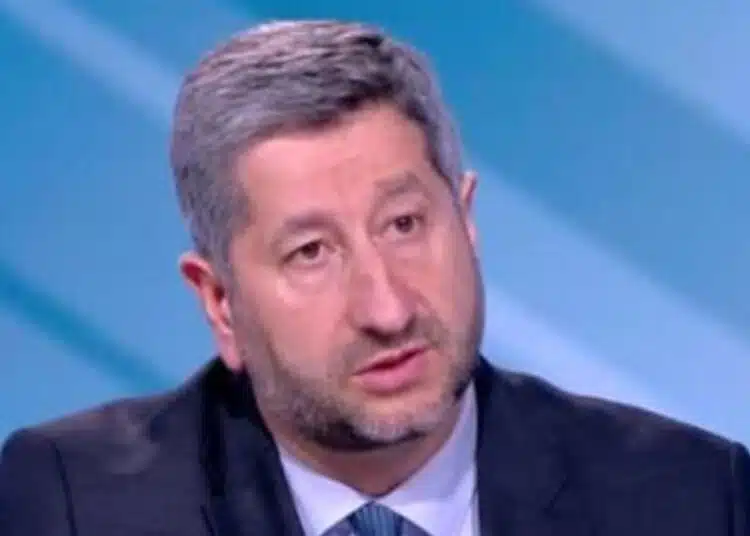 „Да, България“ остана без лидер – Христо Иванов подаде оставка, ето от какво още се отказа: 1