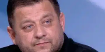 Николай Марков бе на гости на Цветанка Ризова, жегна я за любовник, заговори за съд и още: 12