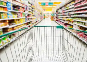 Спипаха финта, с който някои от магазините налагат новата такса за опаковки на клиентите си 8