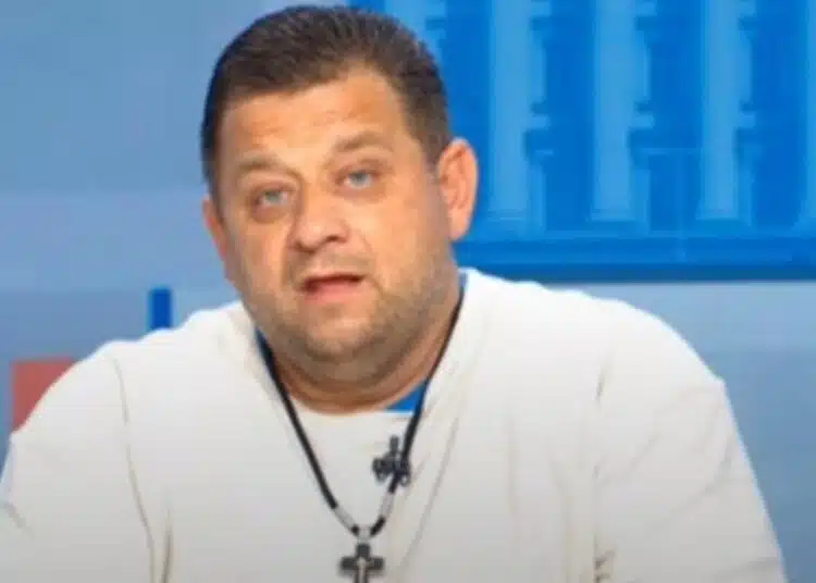Eто истината какъв военен чин носи Николай Марков от партия „Величие“, тема, която интересува мнозина в последни дни: 1 Eто истината какъв военен чин носи Николай Марков от партия „Величие“, тема, която интересува мнозина в последни дни: 1