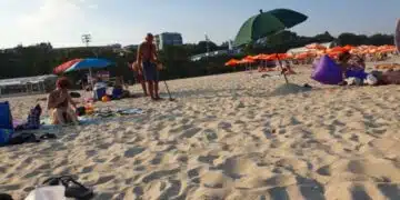По-добре да НЕ боледуваме на родното море, иначе броим ТЛЪСТА сума за прегледи, въпреки че сме осигурени 9