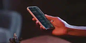 Ето с какви зарядни устройства не трябва да зареждате смартфона си 12
