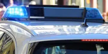 Задържаха измамник, който взел 30 400 лева от възрастна жена, за да развали черна магия 5