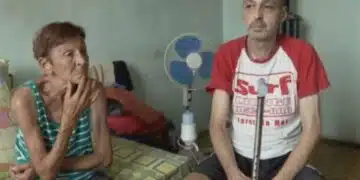ЗОВ за помощ: 42 годишен мъж е отчаян - има възможност да загуби крака си заради липса на адекватно лечение 10