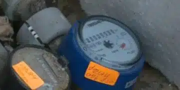 Стара схема с водомерите отново на мода – използват прахосмукачка 1