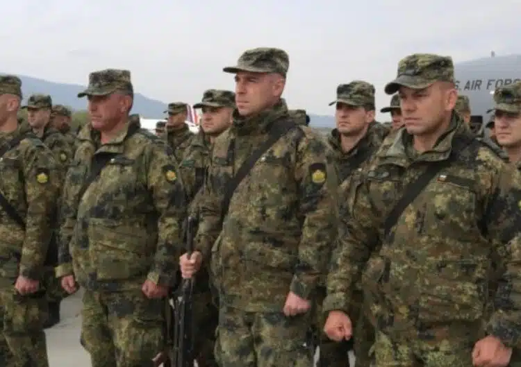Военният министър: с минимум 30% ще бъдат увеличени заплатите на военните 1