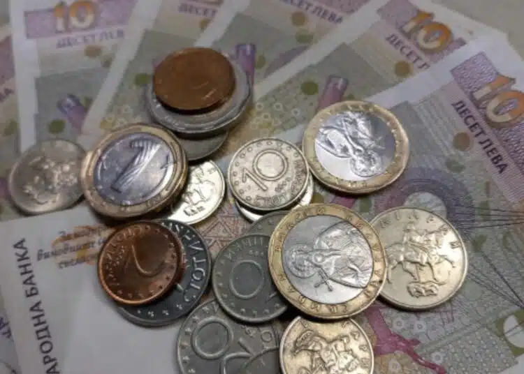 Неочаквано: цените в магазините растат нагоре, а има спад на някои заплати у нас 1