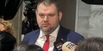 Делян Пеевски обяви пред медиите, че вече е факт „ДПС – Ново начало“ и отива на избори 1