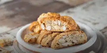 Лесни и бързи бадемови бисквитки за всеки повод (Рецепта) 6