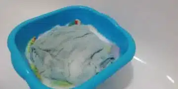 Накиснете кухненските кърпи в две „води“ и те ще станат като нови 12